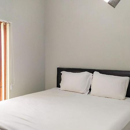 Omah Leren Mitra Reddoorz Near Gembiraloka Zoo Yogyakarta Hotel Buitenkant foto